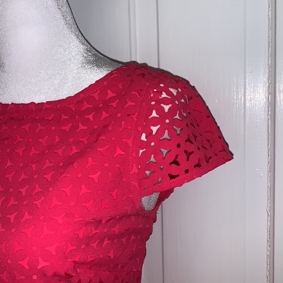 J.CREW HOT PINK A-LINE DRESS WITH LASER CUT FLORAL DESIGN - Picture 2 of 8